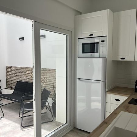 Апартаменты Cd-P Loft, New Charming Loft With Private Patio, Center, Quite Neighborhood Малага Экстерьер фото