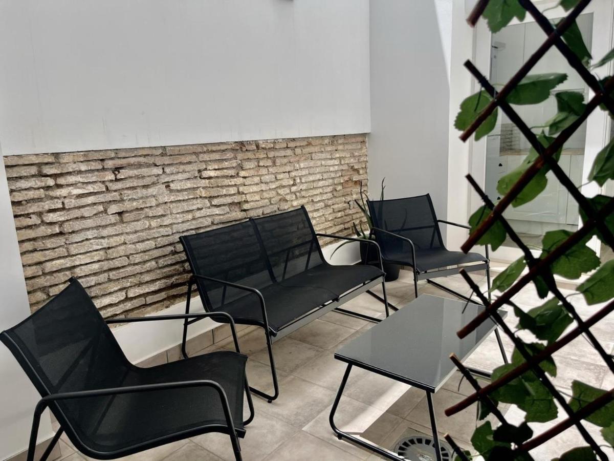 Апартаменты Cd-P Loft, New Charming Loft With Private Patio, Center, Quite Neighborhood Малага Экстерьер фото