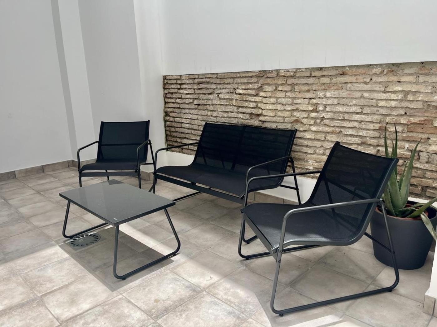 Апартаменты Cd-P Loft, New Charming Loft With Private Patio, Center, Quite Neighborhood Малага Экстерьер фото